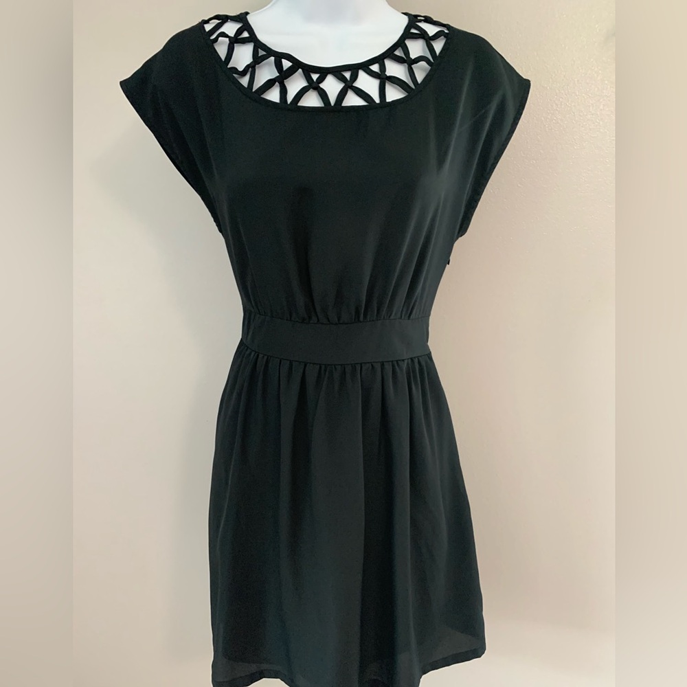 Tulle Black Mini Dress with Intricate Neckline